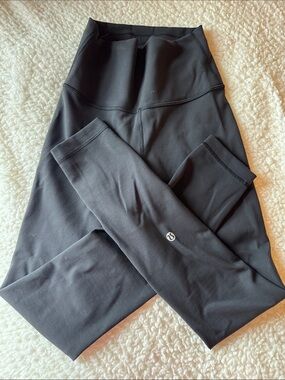 Lululemon black leggings